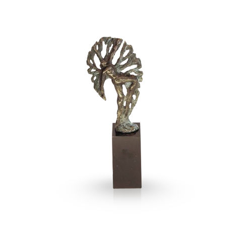 Escultura de bronce 'Unfolding'