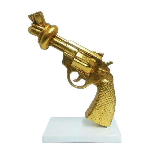 Kunstobjekt 'Peace gun' Gold von Mia Coppola